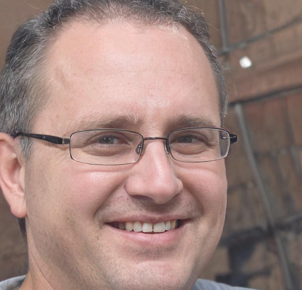 Portrait de Marc-Antoine Dubois, analyste financier